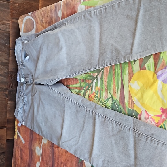 M Rock and Republic jeans - Picture 5 of 8